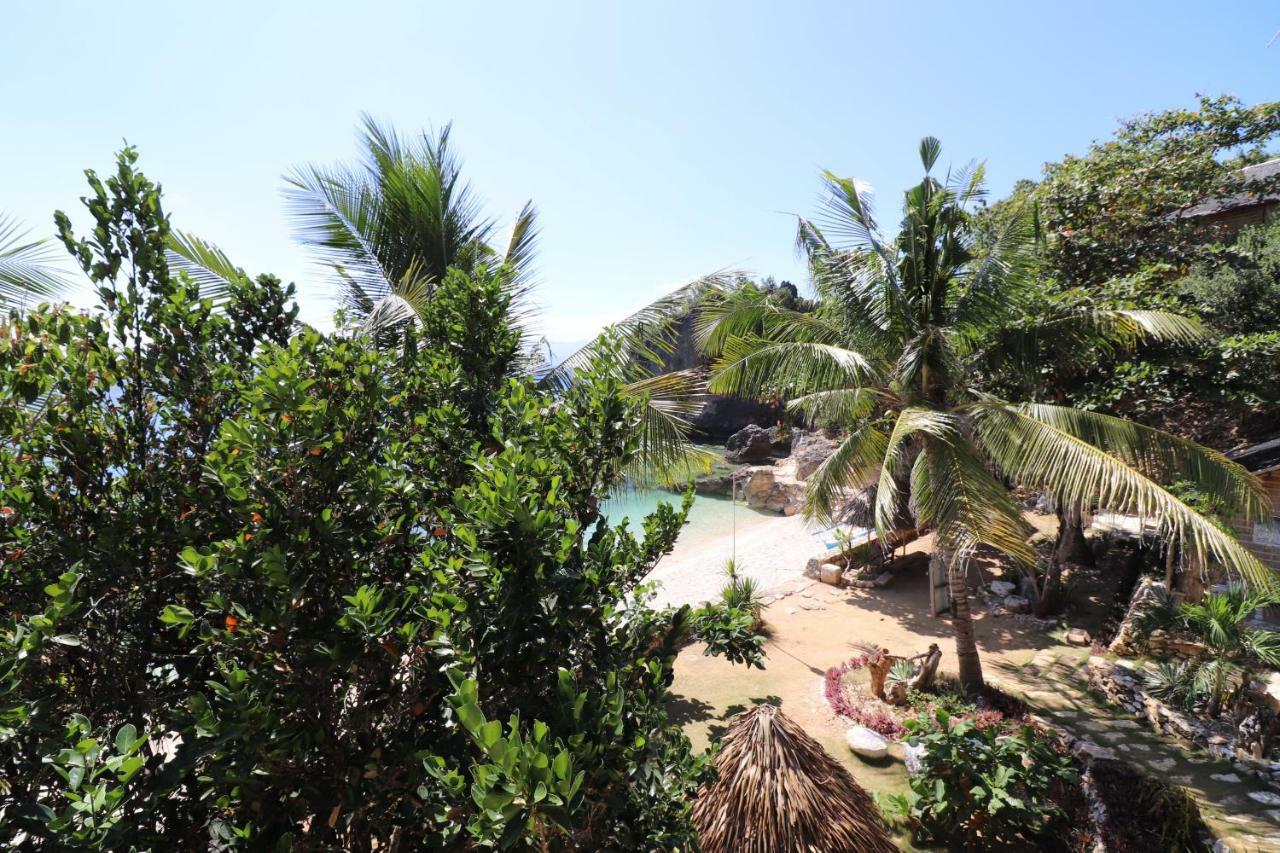 Tinaoog Beach Resort Alad Exteriör bild